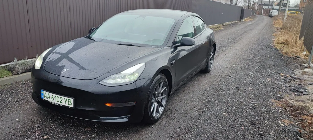Tesla Model 3 - фото 6