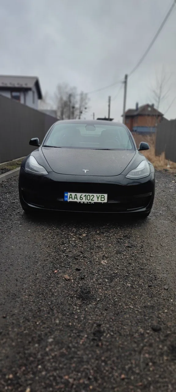 Tesla Model 3 - фото 10