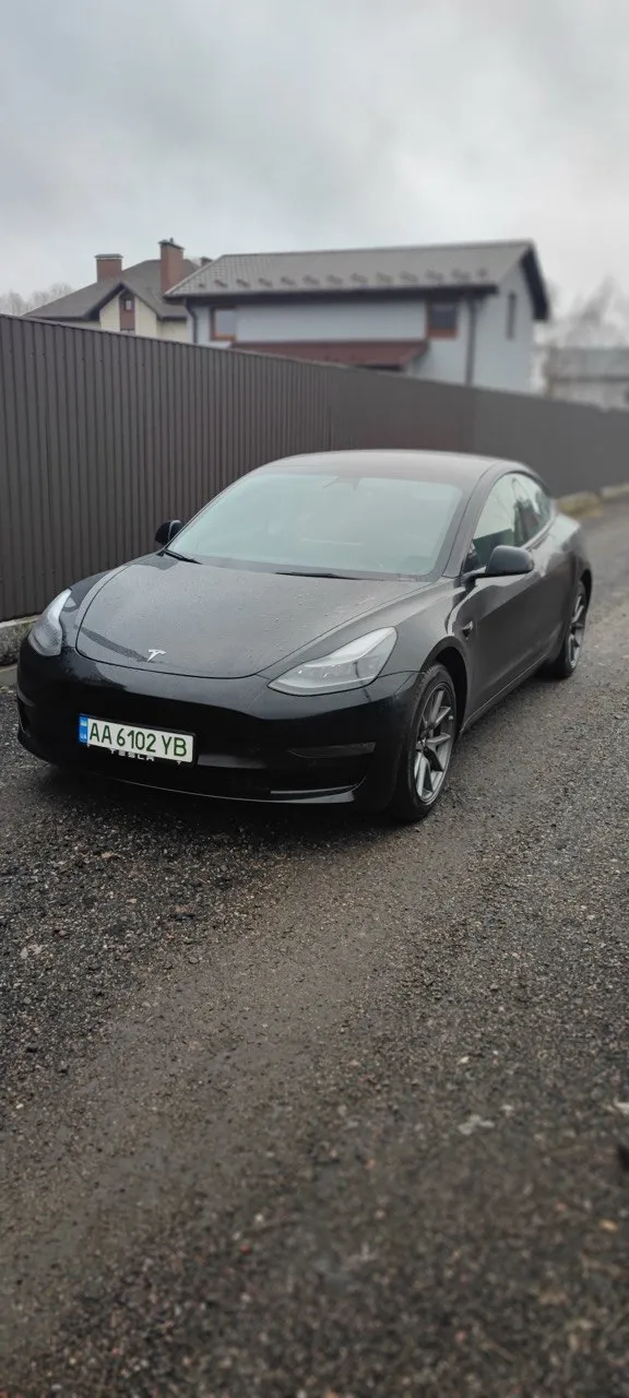 Tesla Model 3 - фото 14