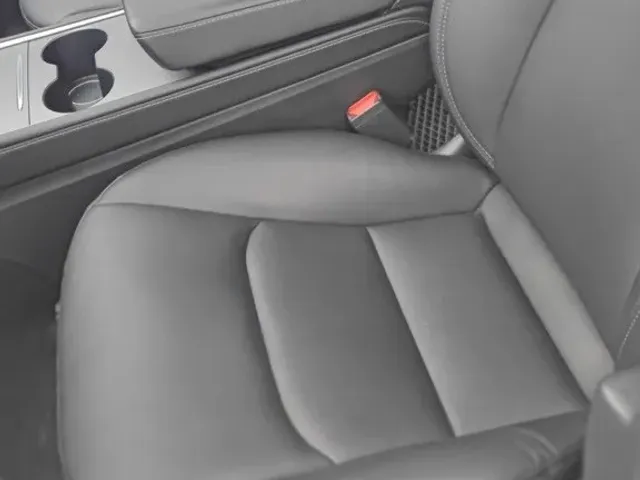 Tesla Model 3 - фото 2