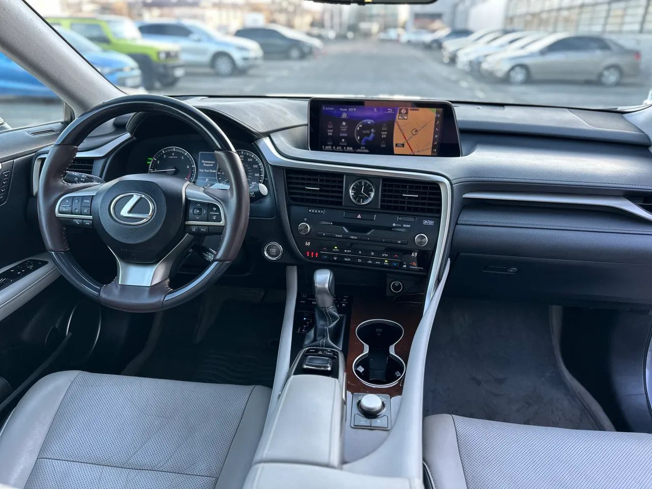 Lexus RX - фото 11