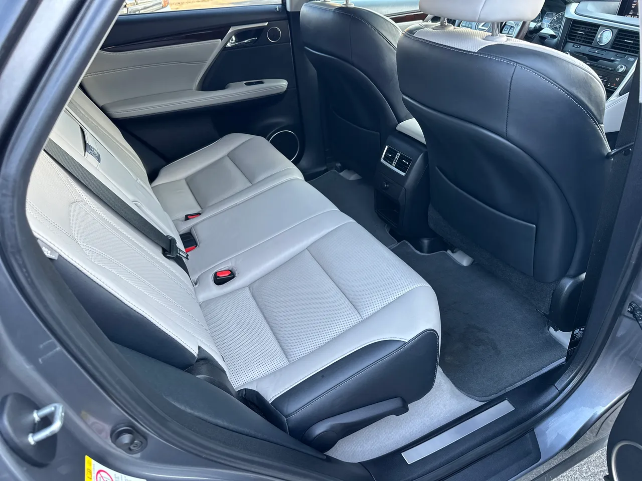 Lexus RX - фото 9