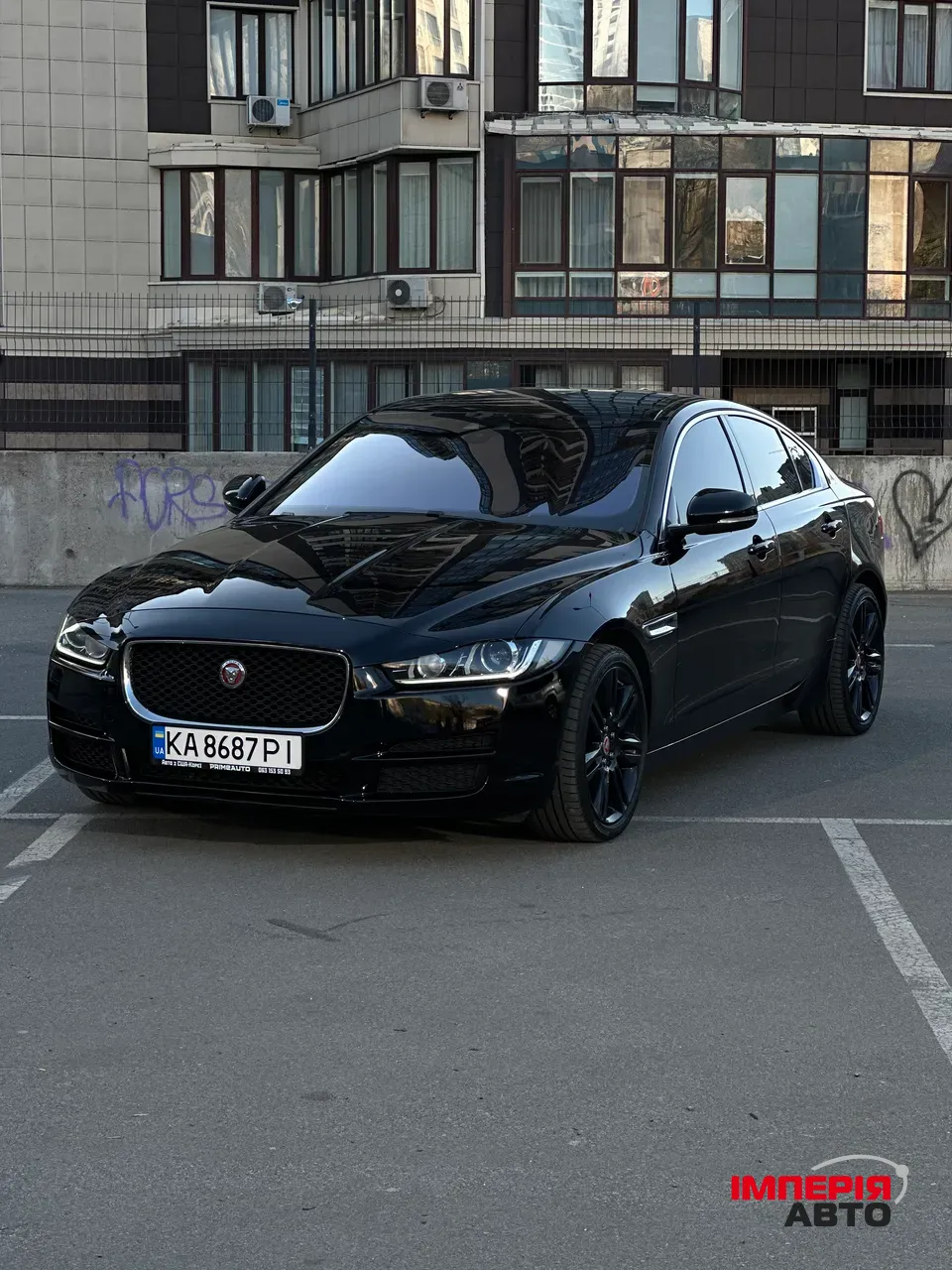 Jaguar XE - фото 1