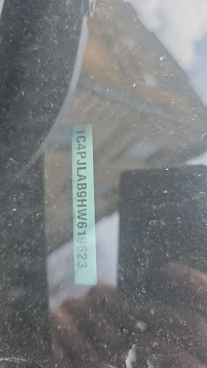 Jeep Cherokee - фото 15