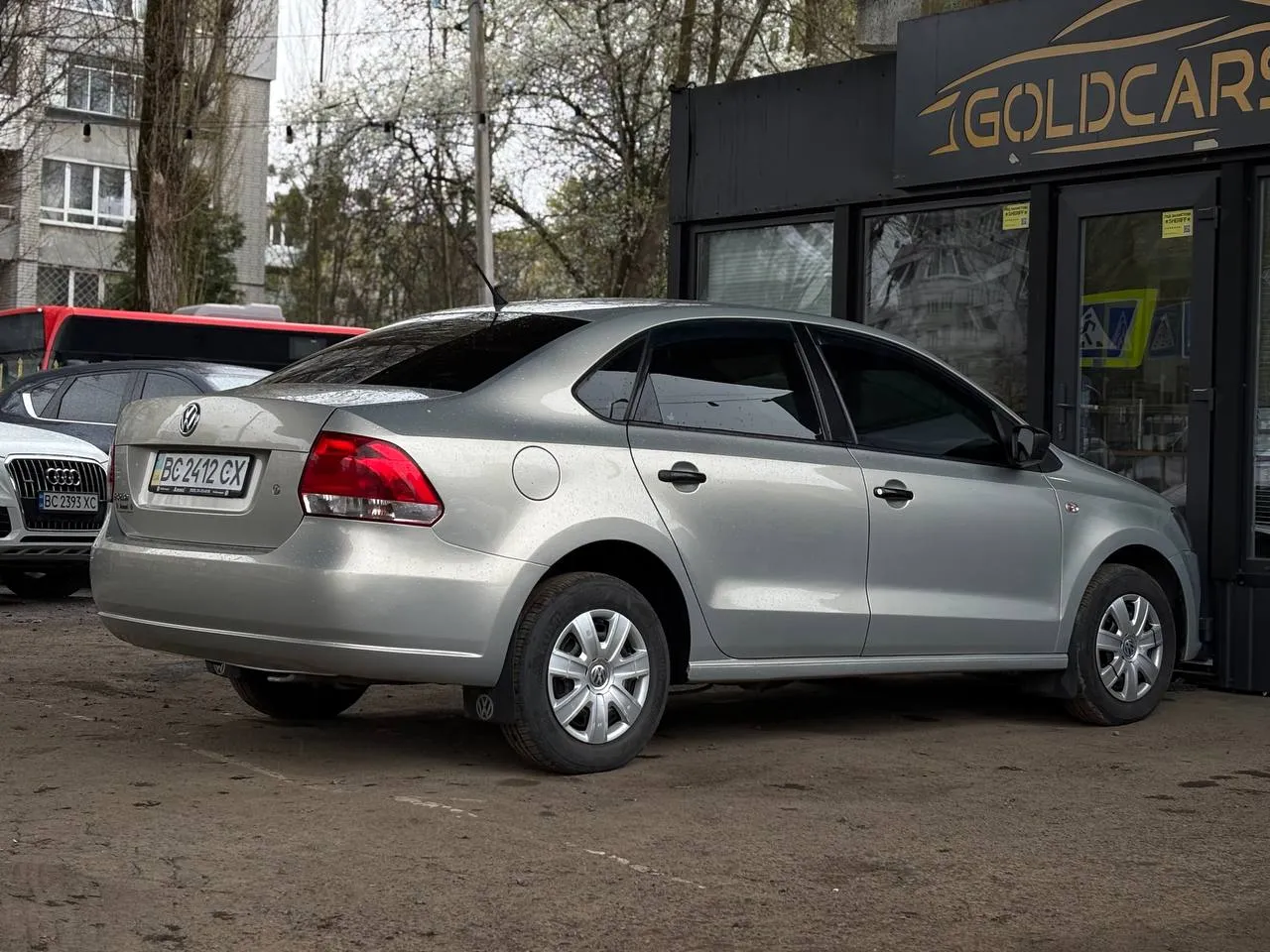 Volkswagen Polo - фото 8