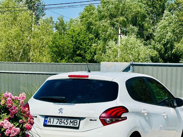 Peugeot 208 - зображення 3