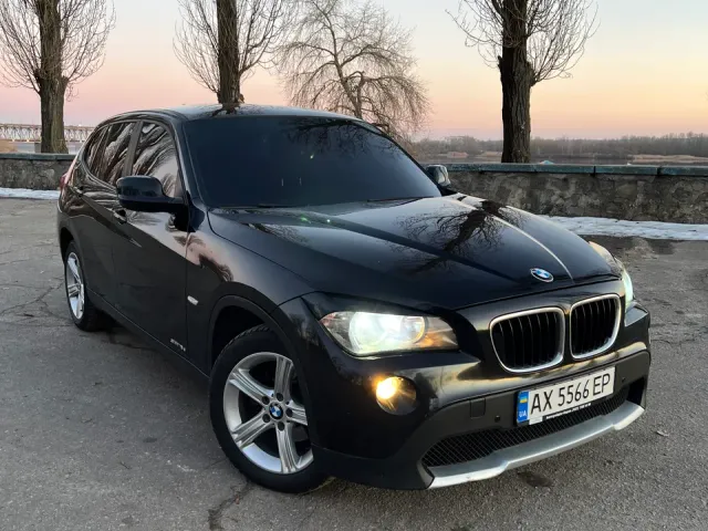 BMW X1 - фото 3