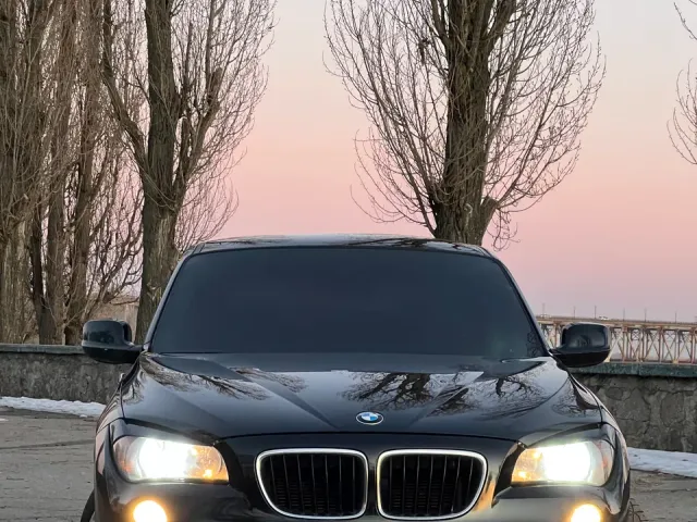 BMW X1 - фото 5