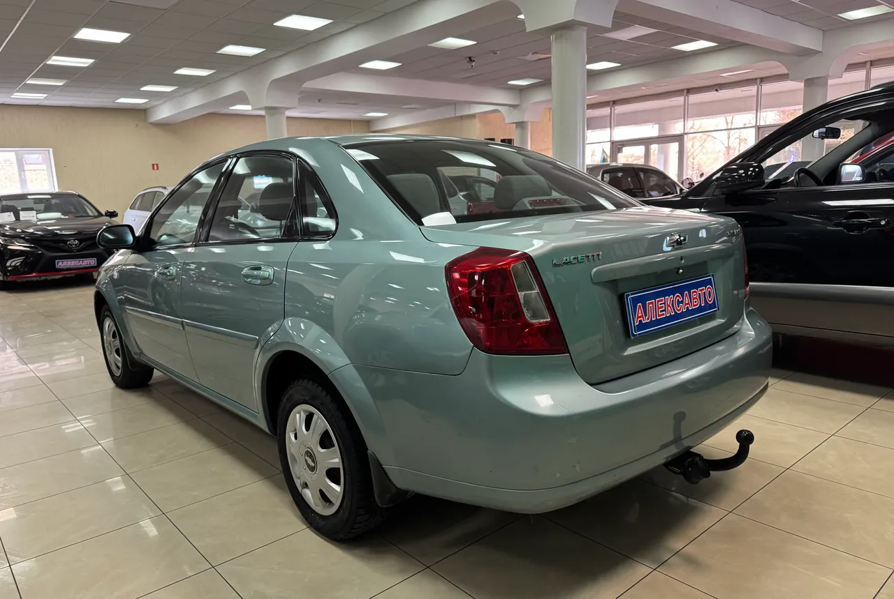 Chevrolet Lacetti - фото 5