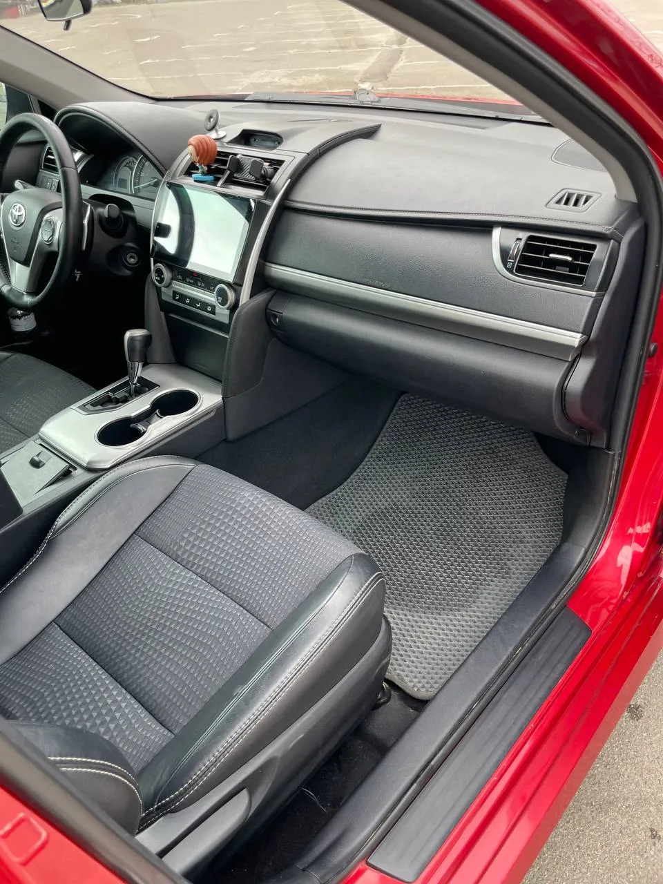 Toyota Camry - фото 14