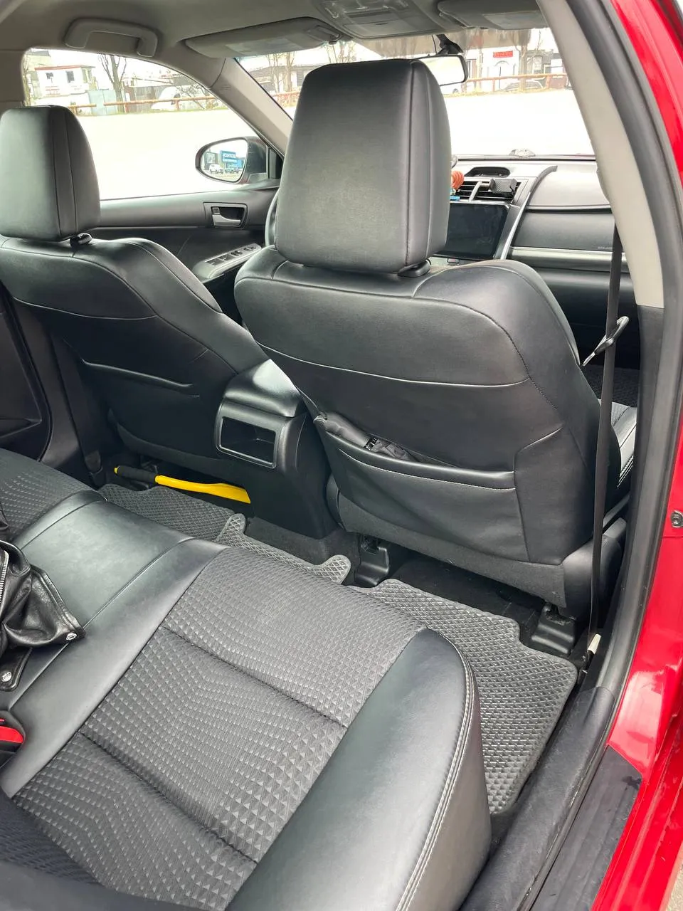 Toyota Camry - фото 13