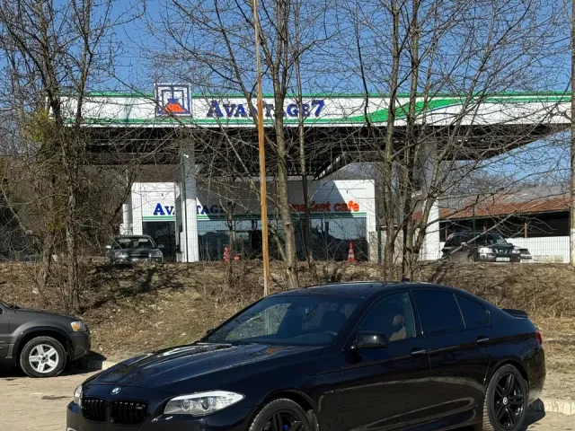 BMW 5 серії - фото 1