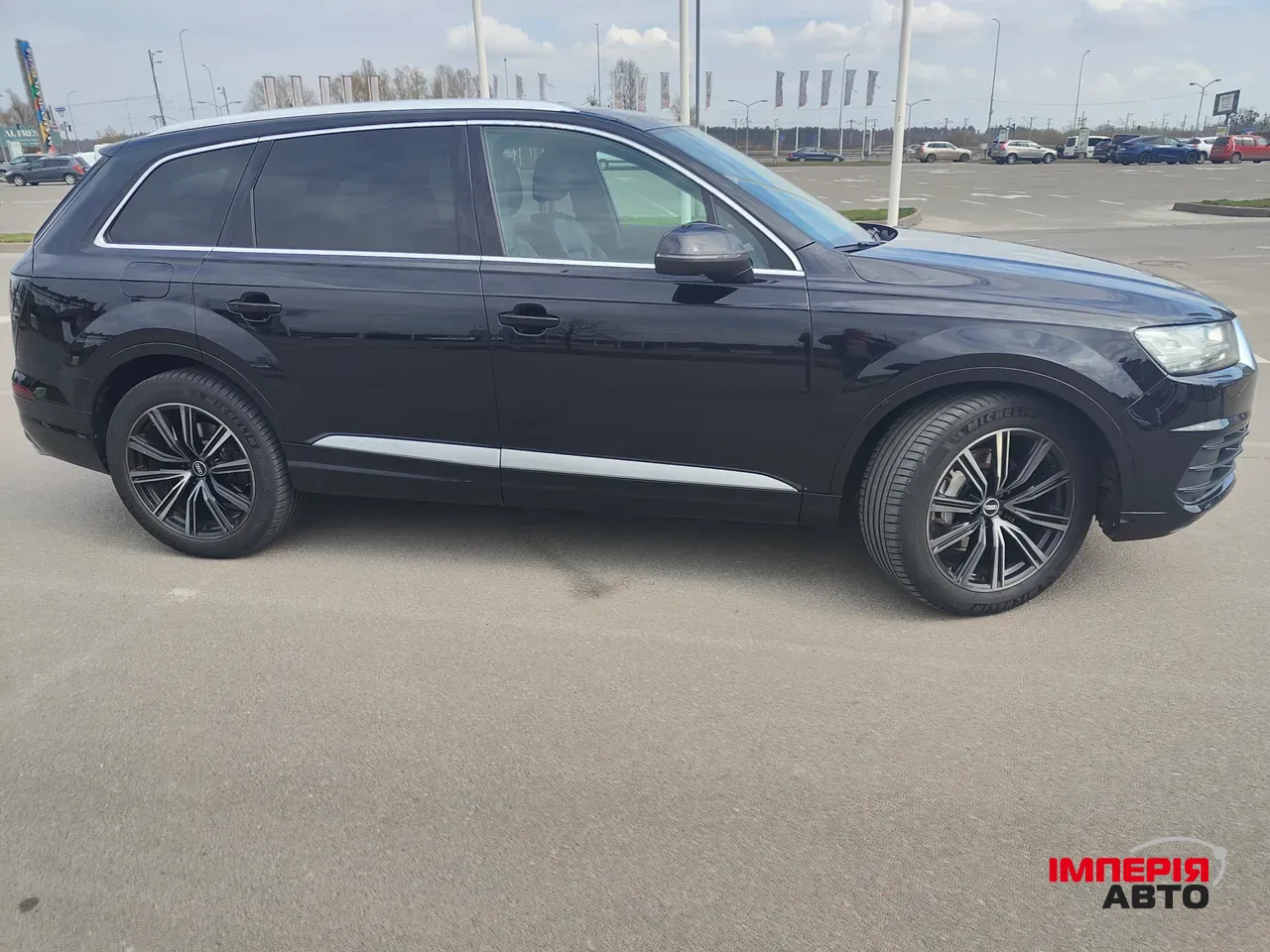 Audi Q7 - фото 4