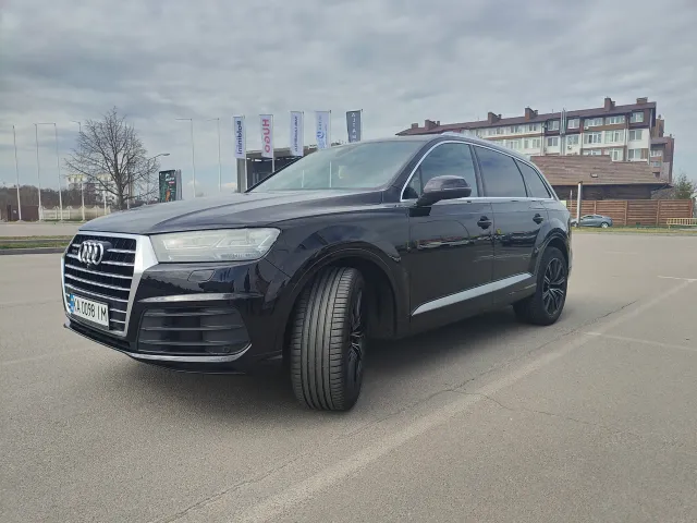 Audi Q7 - фото 2