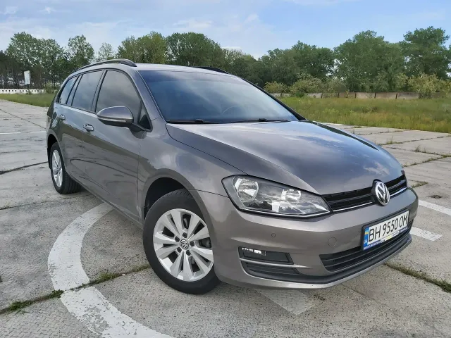 Volkswagen Golf GTD - фото 2