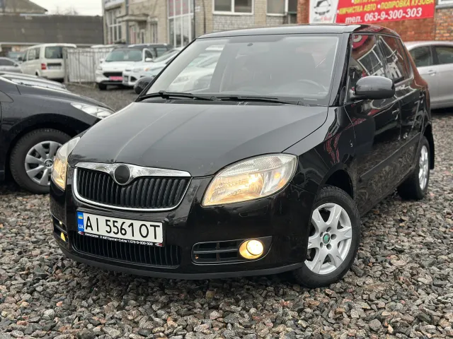 Skoda Fabia - фото 2