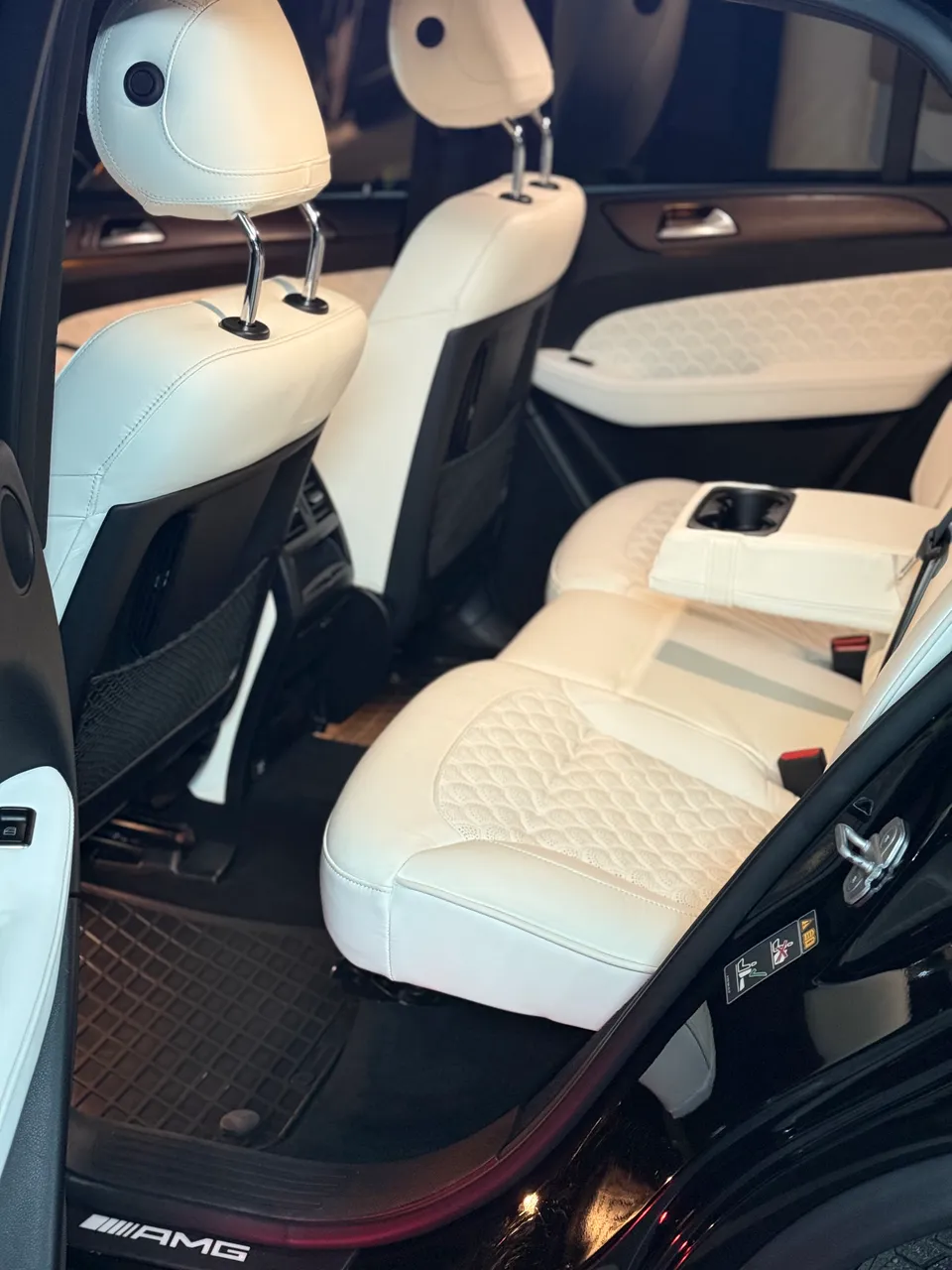 Mercedes-Benz GLE - фото 9