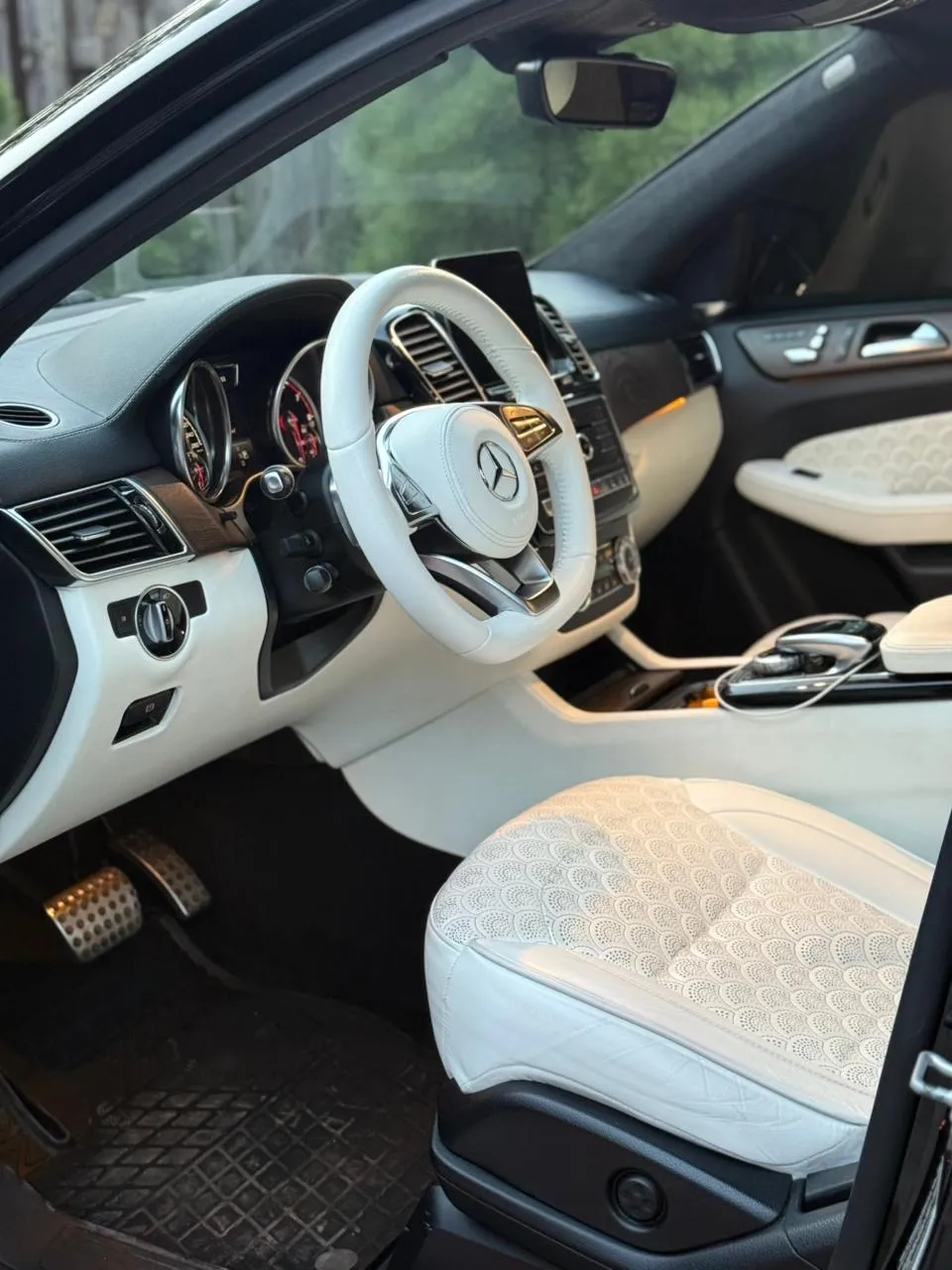 Mercedes-Benz GLE - фото 6