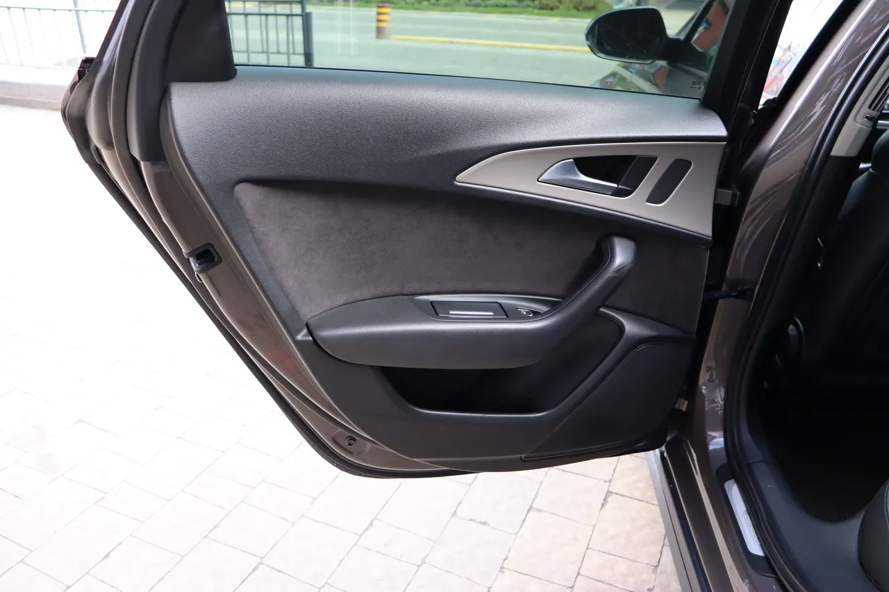 Audi A6 allroad - фото 34