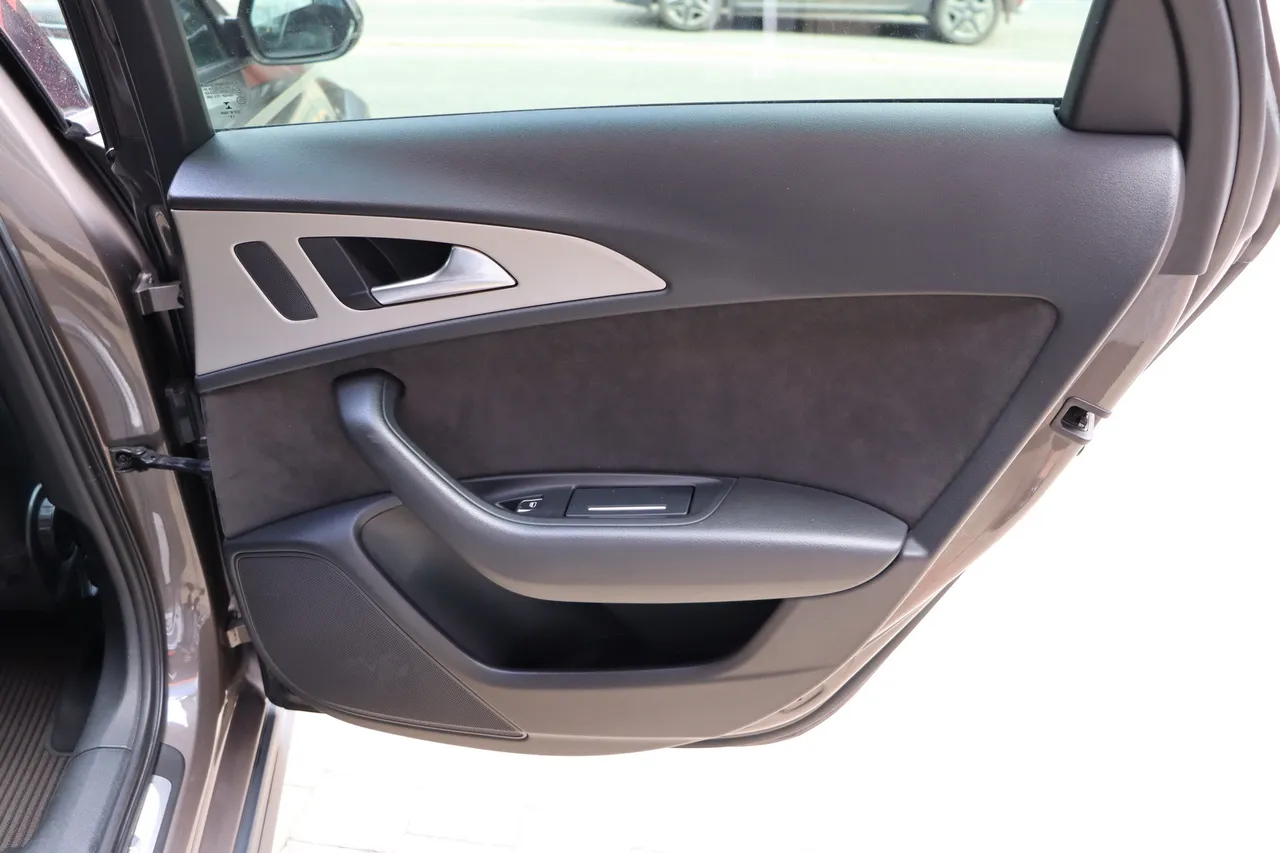 Audi A6 allroad - фото 47