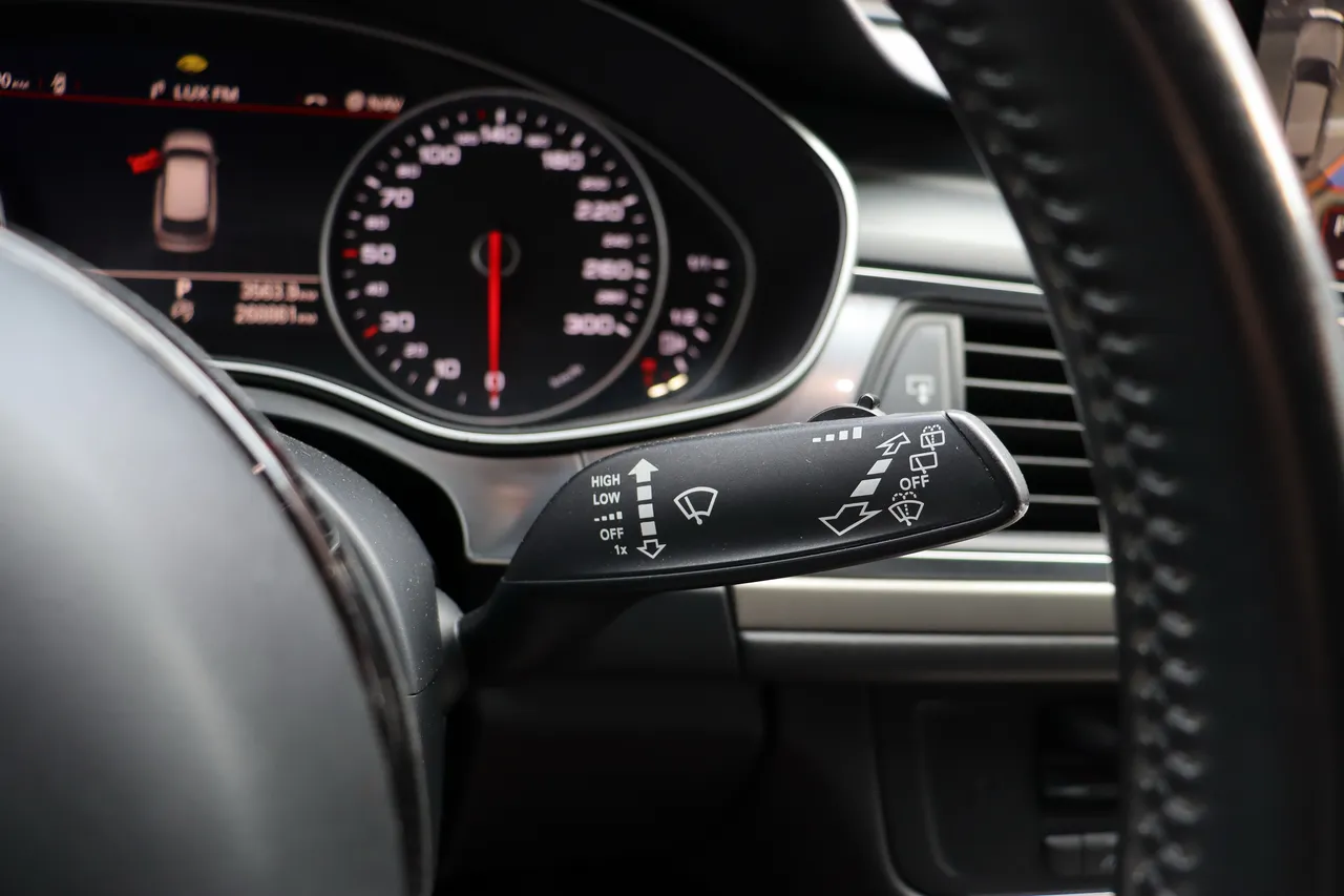 Audi A6 allroad - фото 25