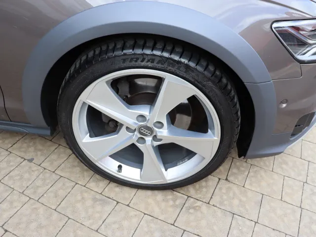 Audi A6 allroad - фото 4