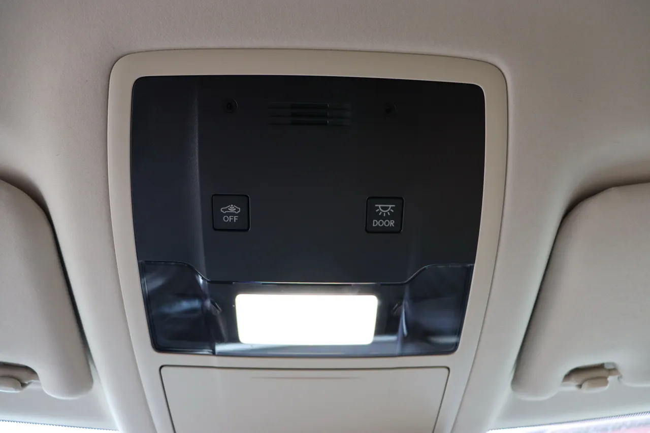 Lexus RX - фото 31