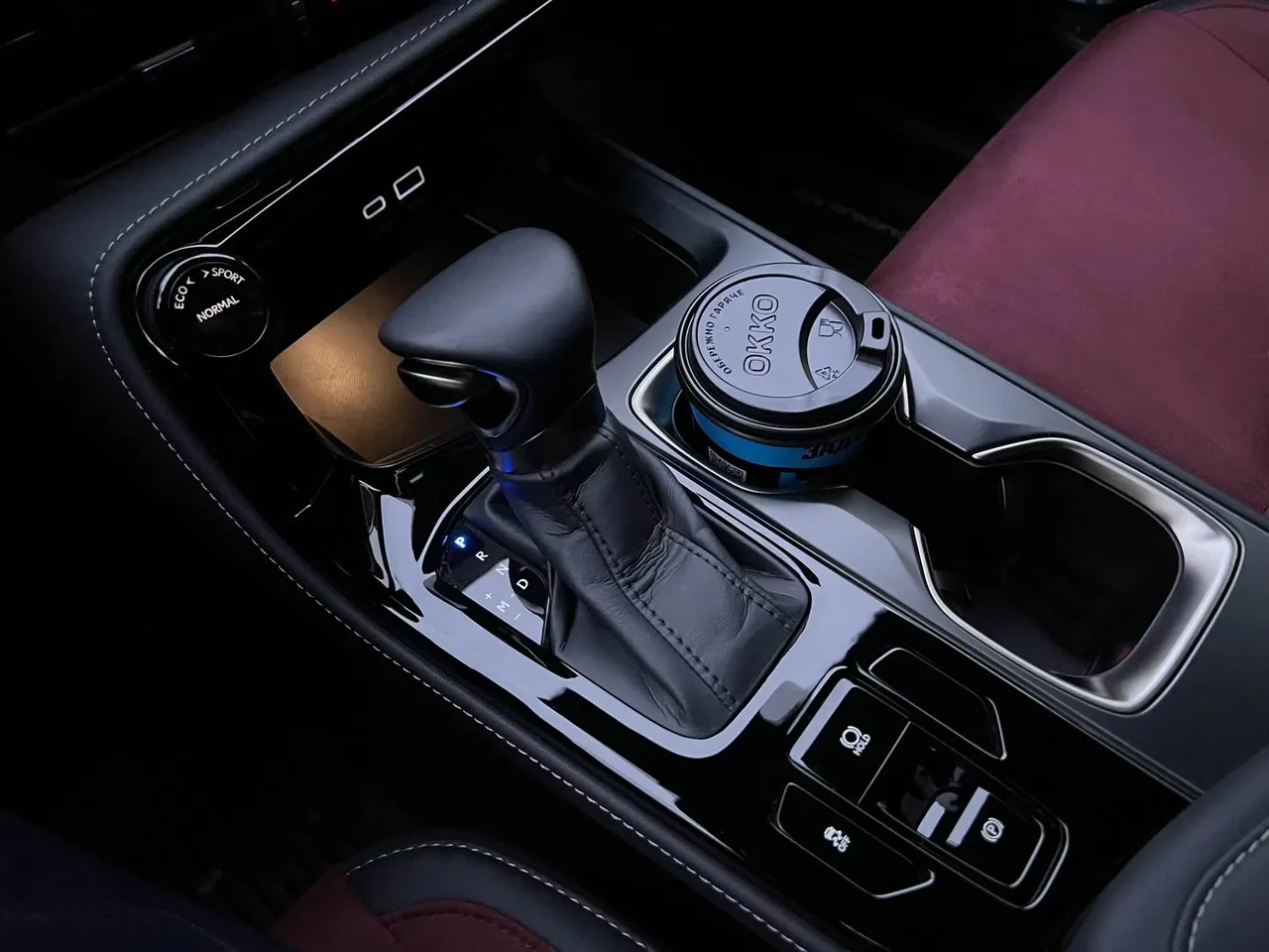 Lexus NX - фото 25