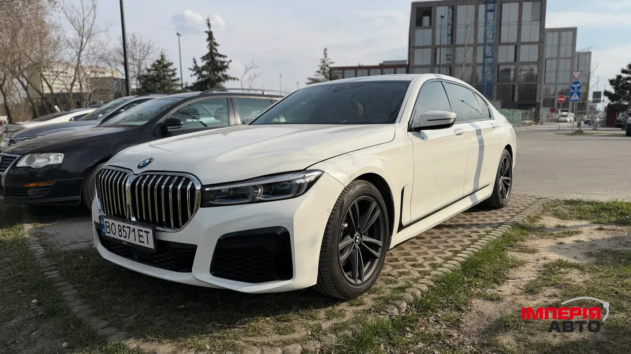 BMW 7 серії - фото 1