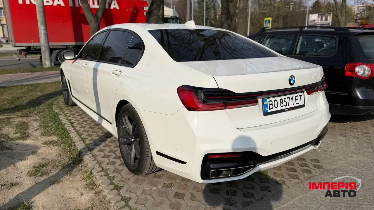 BMW 7 серії - фото 4