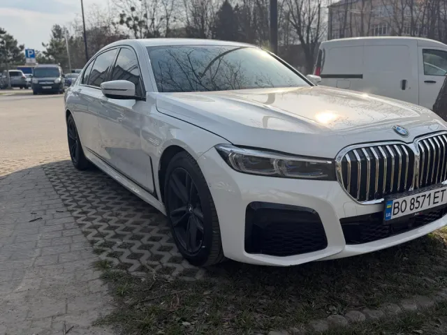 BMW 7 серії - фото 2