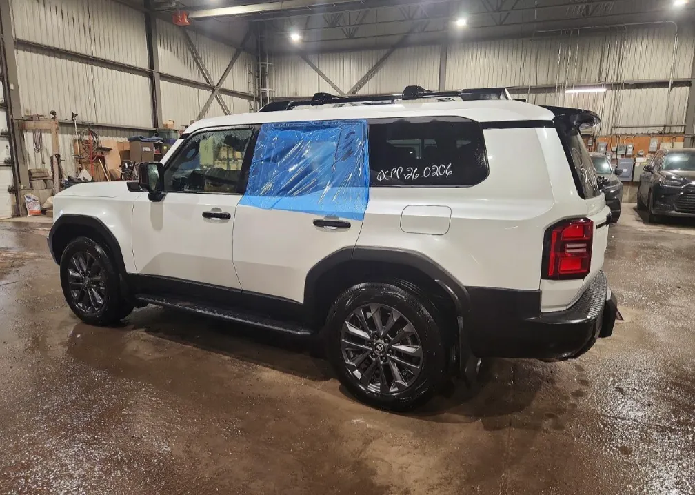 Toyota Land Cruiser Prado - фото 2