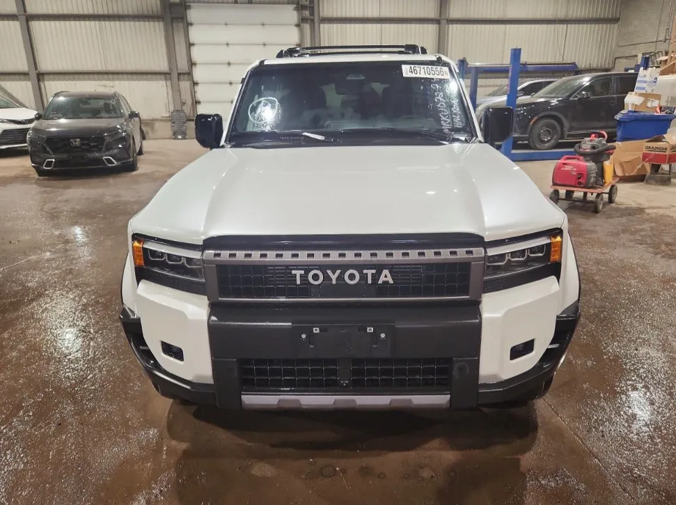 Toyota Land Cruiser Prado - фото 5