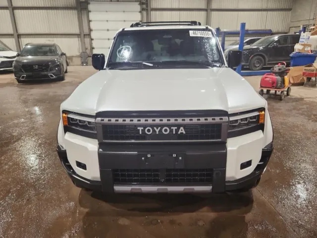 Toyota Land Cruiser Prado - фото 5