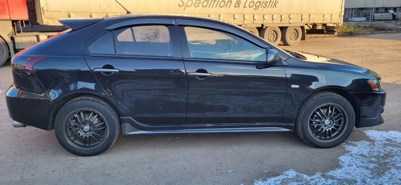 Mitsubishi Lancer - фото 2