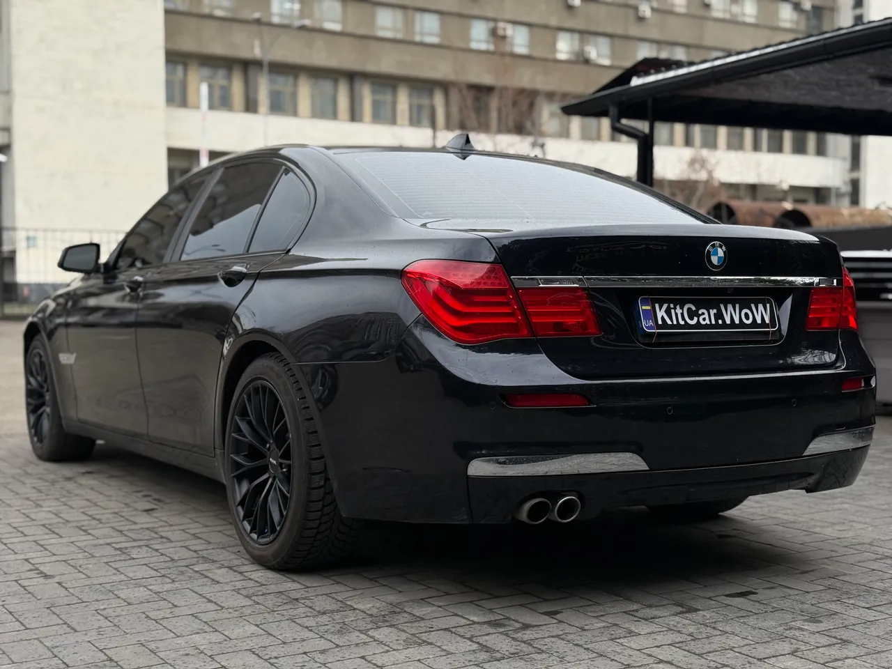 BMW 7 серії - фото 6