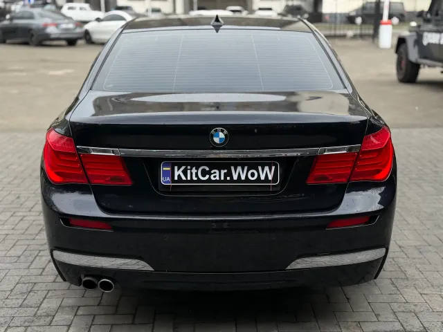 BMW 7 серії - фото 5