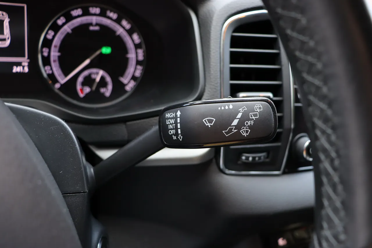 Skoda Karoq - фото 24