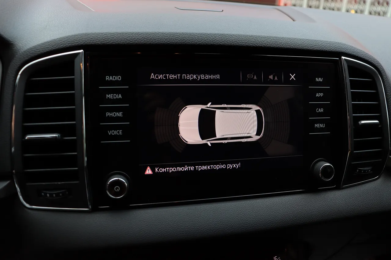 Skoda Karoq - фото 29