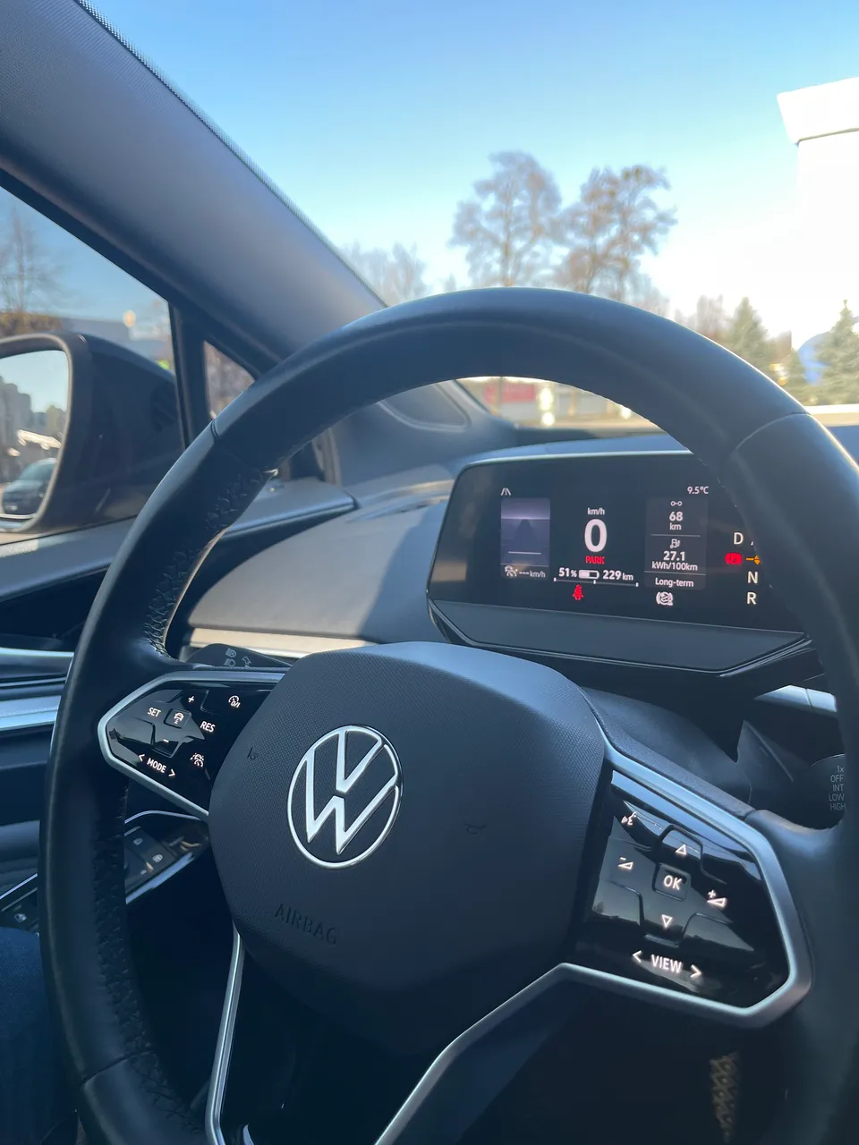 Volkswagen ID.4 - фото 24