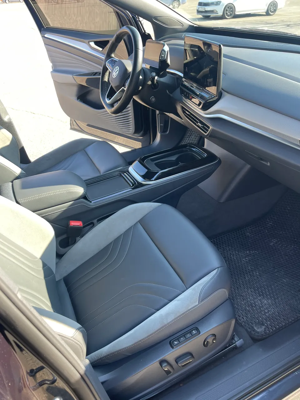 Volkswagen ID.4 - фото 19