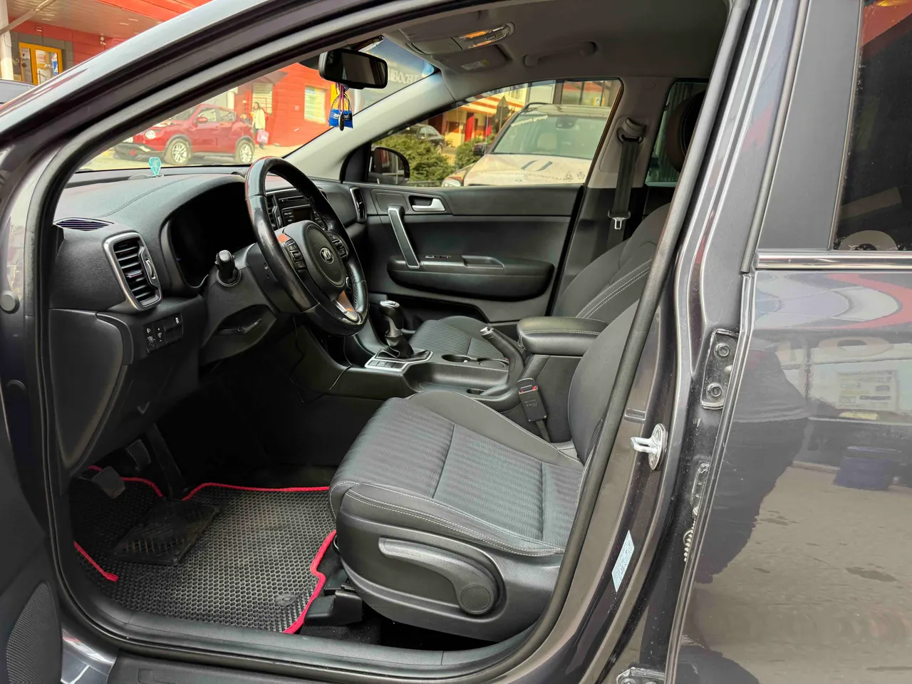 Kia Sportage - фото 14