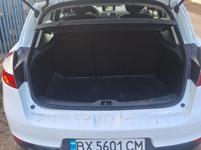 Renault Megane - фото 5