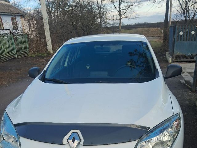 Renault Megane - фото 2