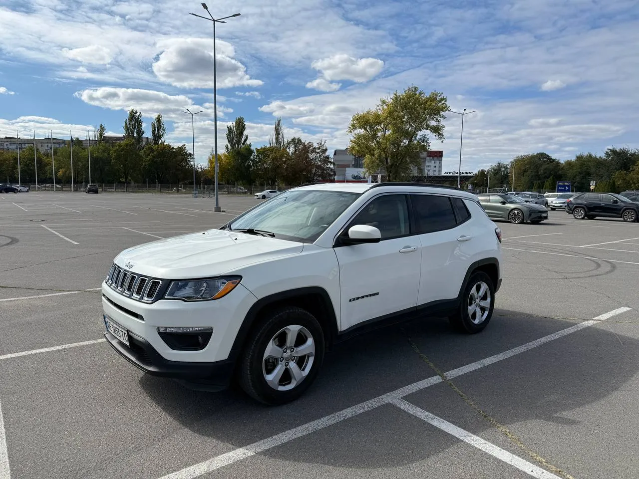 Jeep Compass - фото 1