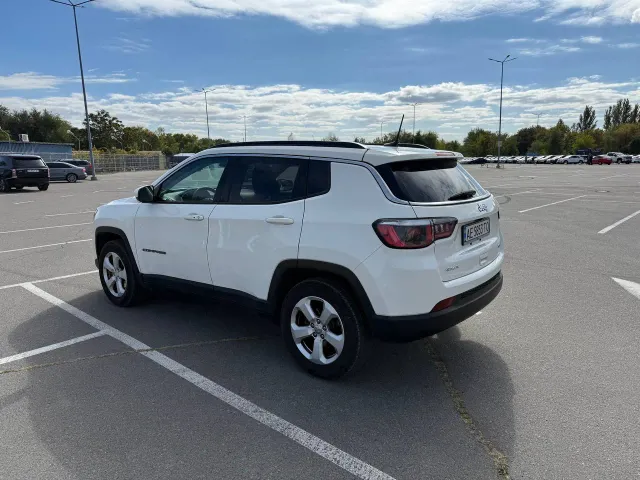Jeep Compass - фото 3