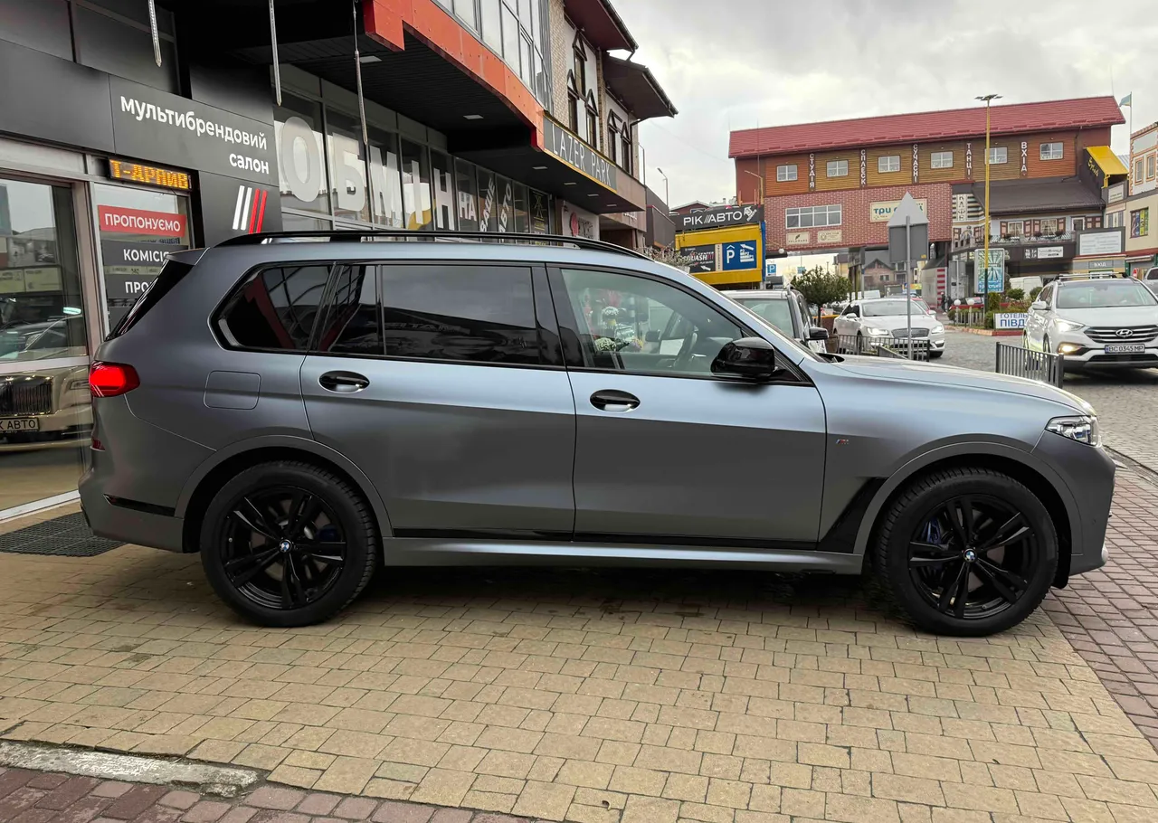 BMW X7 - фото 6