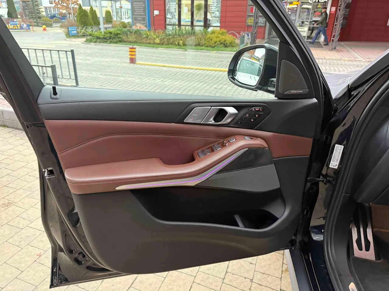 BMW X7 - фото 15