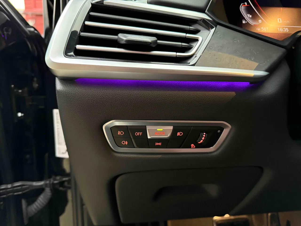 BMW X7 - фото 25