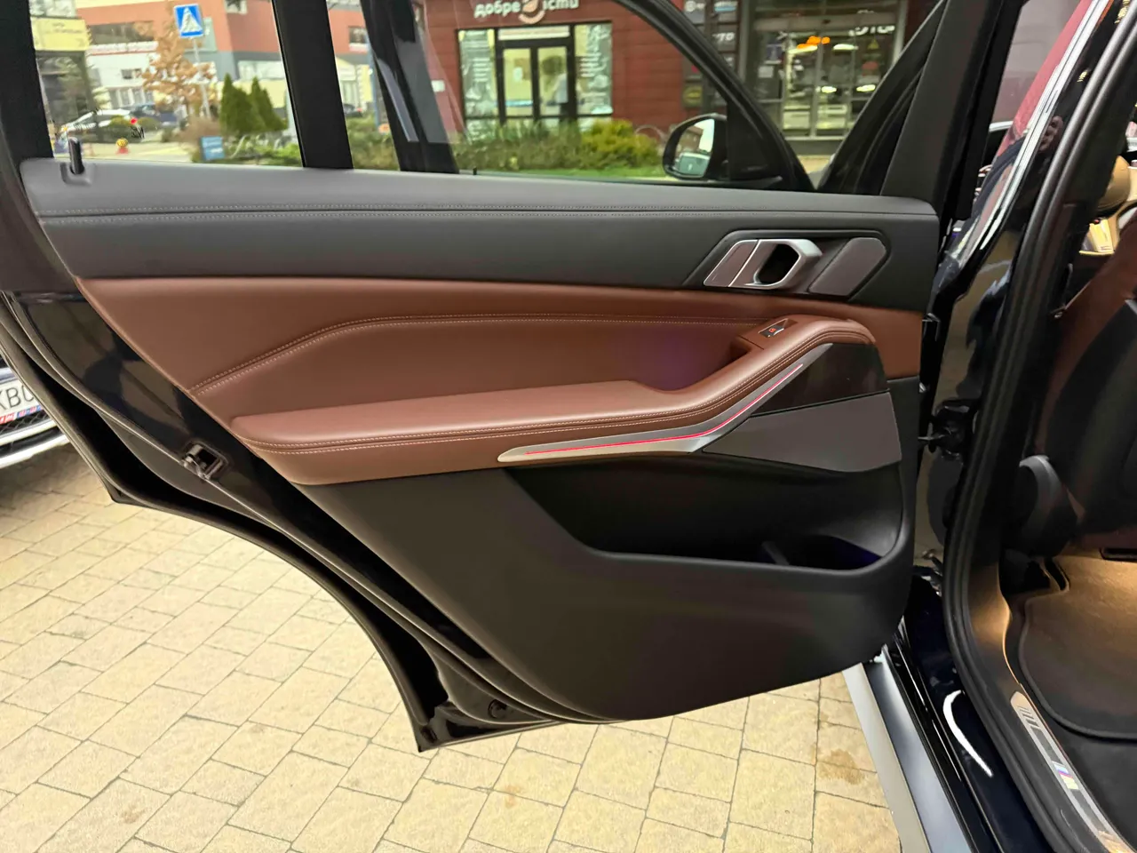 BMW X7 - фото 42